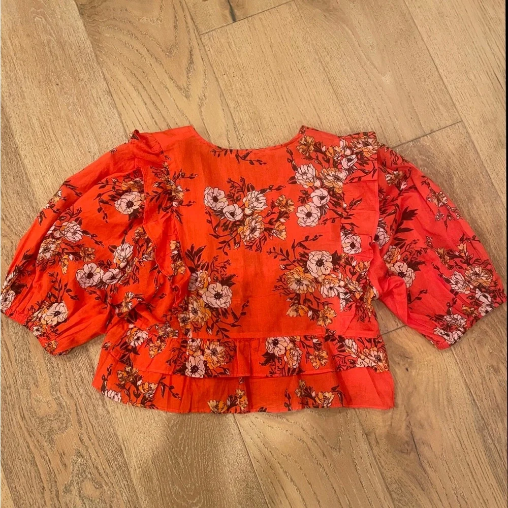 Collective Concepts Floral Button Down Blouse - Picture 3 of 3